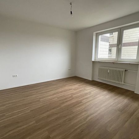 Großzügige sanierte 4-Zimmerwohnung in Offenbach-Zentrum! - Foto 4