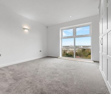 3 bedroom apartment to rent - Photo 4
