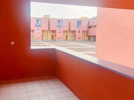 APPARTAMENTO 3.5 LOCALI CON DUE AMPIE TERRAZZE - Photo 3