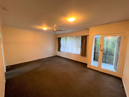 Two Bedroom Unit in Heart of Ellerslie - Photo 5