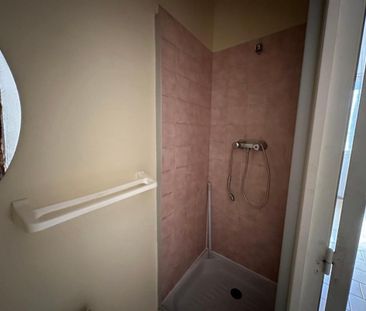 Location Appartement 1 pièce 19m² TOURS 37000 - Photo 2