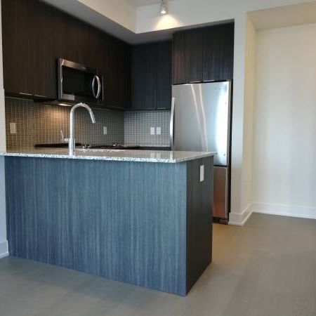 South Etobicoke Condo Rental - Photo 1