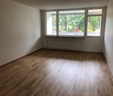 Tingsvägen, Lyckeby - Photo 2