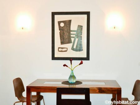 Logement à Paris, Location meublée - Photo 5