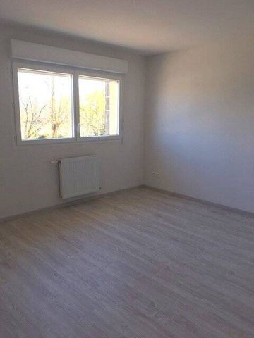 Location maison 4 pièces 89 m² à Roques (31120) - Photo 5