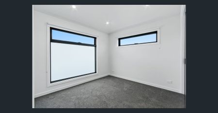 Modern Townhome with Premium Finishes - Photo 4