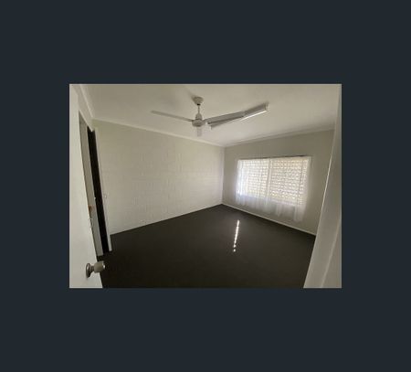 2/12 Ellena Street, Maryborough, Qld 4650 - Photo 4