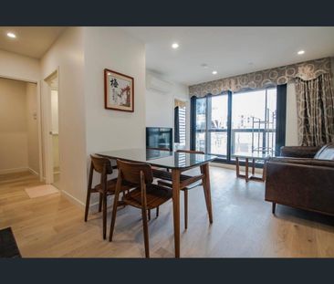 Union Tower - Furnished 1 Bed 1 Bath Apartment with Study ！ - Photo 2