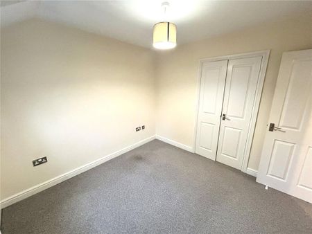 3 bedroom terraced house to rent - Photo 5