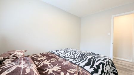 For Lease - 42 Witty Avenue, Ingersoll, Ontario - Photo 4