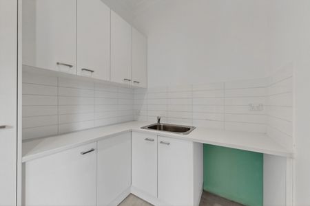 48 Sutherland Street, Malvern East VIC 3145 - House For Rent | Domain - Photo 3