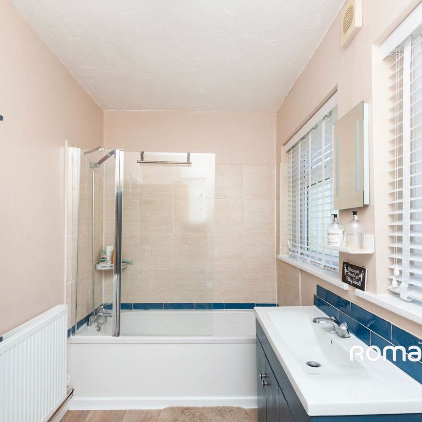 Derwent Close, Farnborough, Hampshire, GU14 - Photo 1