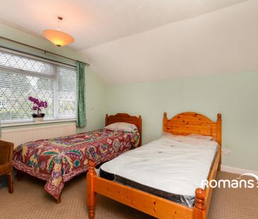 1 bedroom in a house share to rent - Photo 3