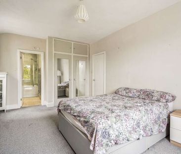 Mulberry Court, Field House Drive, Oxford, Oxfordshire, OX2 - Photo 2