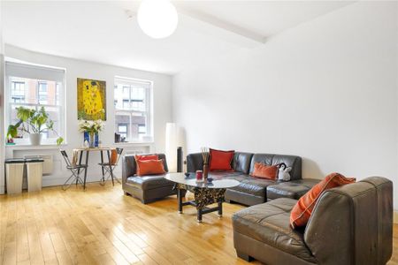 2 bedroom flat to rent - Photo 2