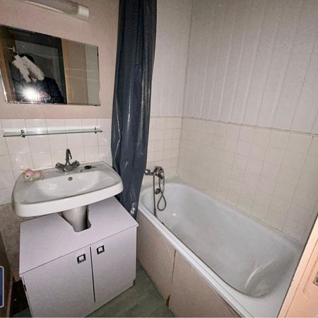 Location Appartement 1 pièce 25m² POITIERS 86000 - Photo 4