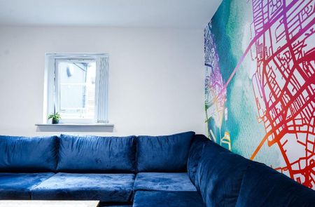 1 bedroom in a house share to rent - Photo 2