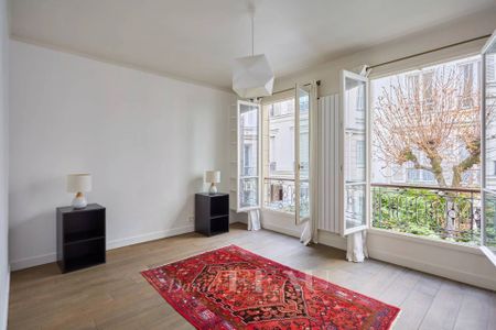Location appartement, Paris 8ème (75008), 3 pièces, 108 m², ref 86434749 - Photo 2