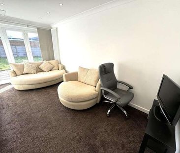 Isis Grove, Willenhall, WV13 - Photo 6