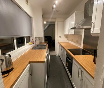 Milner Road Room 3 - Photo 5