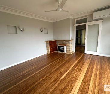 SHARED ACCOMMODATION CLOSE TO CBD/HOSPITAL - ONE PROFESSIONAL TENAN... - Photo 4