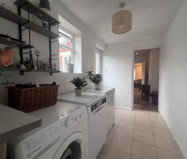 2 bedroom house to rent - Photo 1