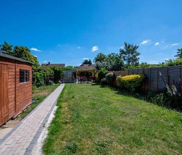 Hornbeam Road, Guildford, Gu, Guildford, GU1 - Photo 2