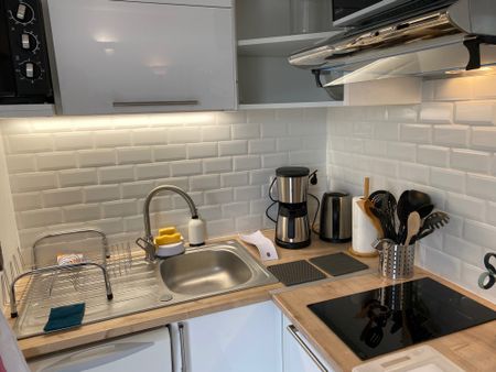 Location Appartement 1 pièce 20m² LA ROCHELLE 17000 - Photo 4