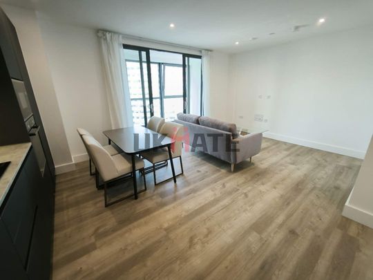 London Square Croydon 1 Room 1 - Photo 1