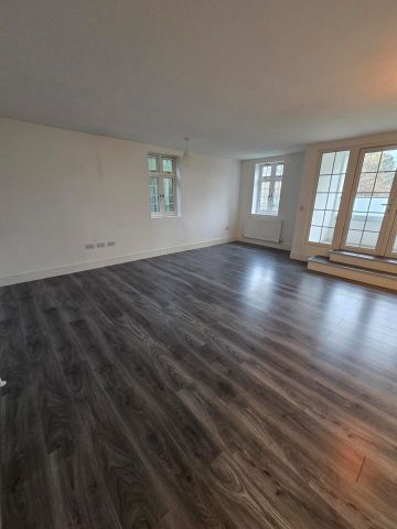 2 Bed Flat, Ark Apartments, CR2 - Photo 3