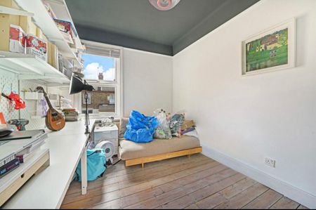 3 Bed Terraced House, Lymington Avenue, N22 - Photo 3