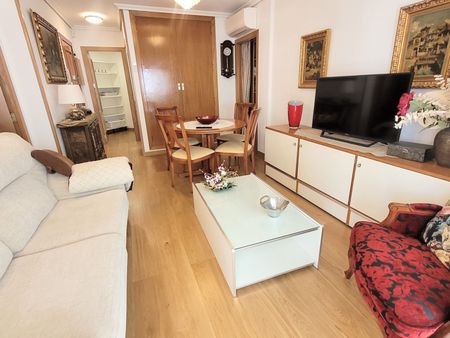 Central apartment, close to the beach, open and closed terrace, parking, pool, furnished - Foto 2