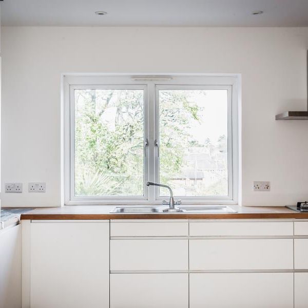 Pewley Way, Guildford, Surrey, GU1 - Photo 1