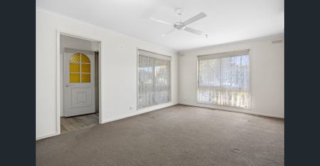 15 Waugh St, Kangaroo Flat, Vic 3555 - Photo 3