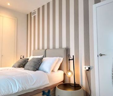 Apartamento planta baja en alquiler en Estepona - Foto 3