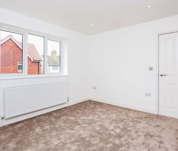 4 bedroom house to rent Southdown Place, Ardingly, Haywards Heath, ... - Photo 2