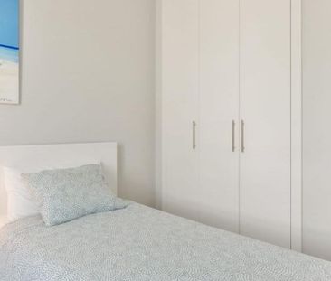 Luxury penthouse for rent in Estepona, Spain - Photo 5