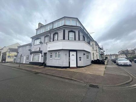 Pallister Road, Clacton-on-sea, CO15 - Photo 4