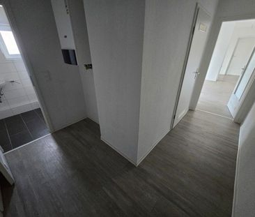 Moderne 2-Zimmer-Wohnung mit Einbauküche und 2 Balkonen - Photo 3