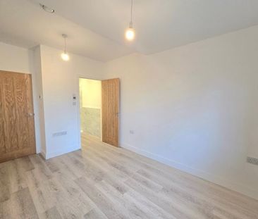 Falmouth, Falmouth, TR11 - Photo 3