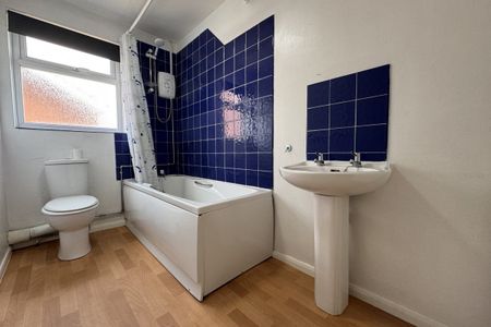 Truro Close - Photo 4