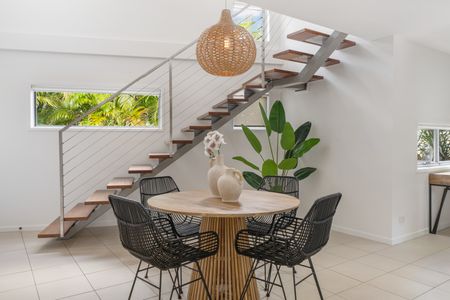1/27 Chairlift Avenue, Mermaid Beach QLD 4218 - Villa For Rent - $1,450 | Domain - Photo 5