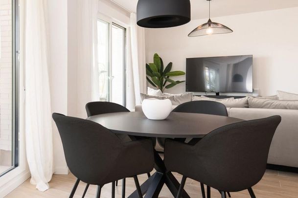 Luxury Apartment for rent in Marbella, Andalusia - Photo 1