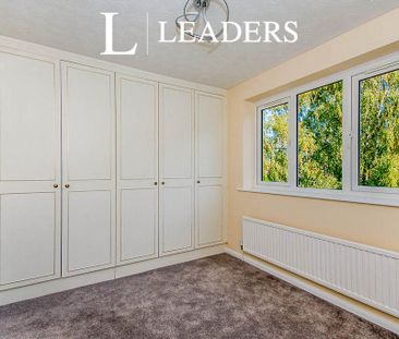 2 bedroom semi-detached house to rent - Photo 3