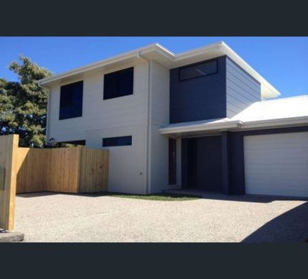 15 Barnfield Drive, Beaconsfield, Qld 4740 - Photo 4