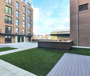 2 Bed Flat, Craven Street, M5 - Photo 2