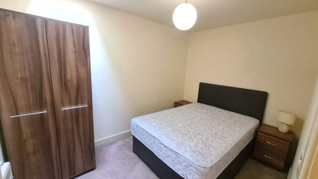 Upper Blakeridge Lane, Batley, West Yorkshire, WF17 - Photo 1