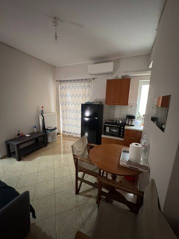 Studio/Γκαρσονιέρα για ενοικίαση - Λαμία, - Φωτογραφία 3