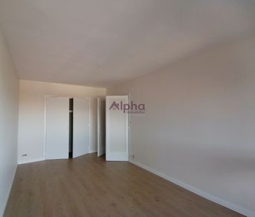 Appartement T2 rénové ASCENSEUR PARKING - Photo 2