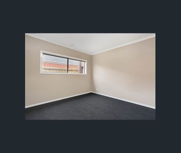***LEASE BREAK*** - Photo 3